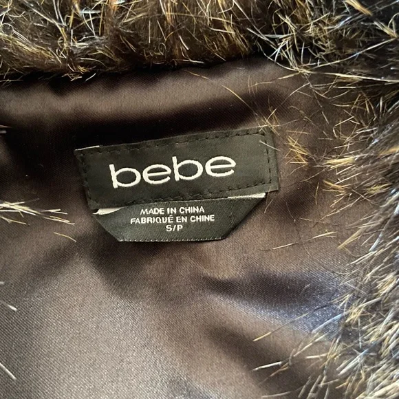 Faux leather/fur Bebe Vest with belt New Small - Picture 5 of 11